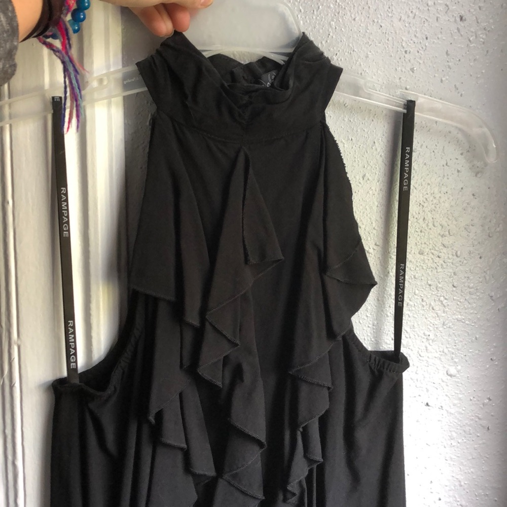 Scoop neck tank